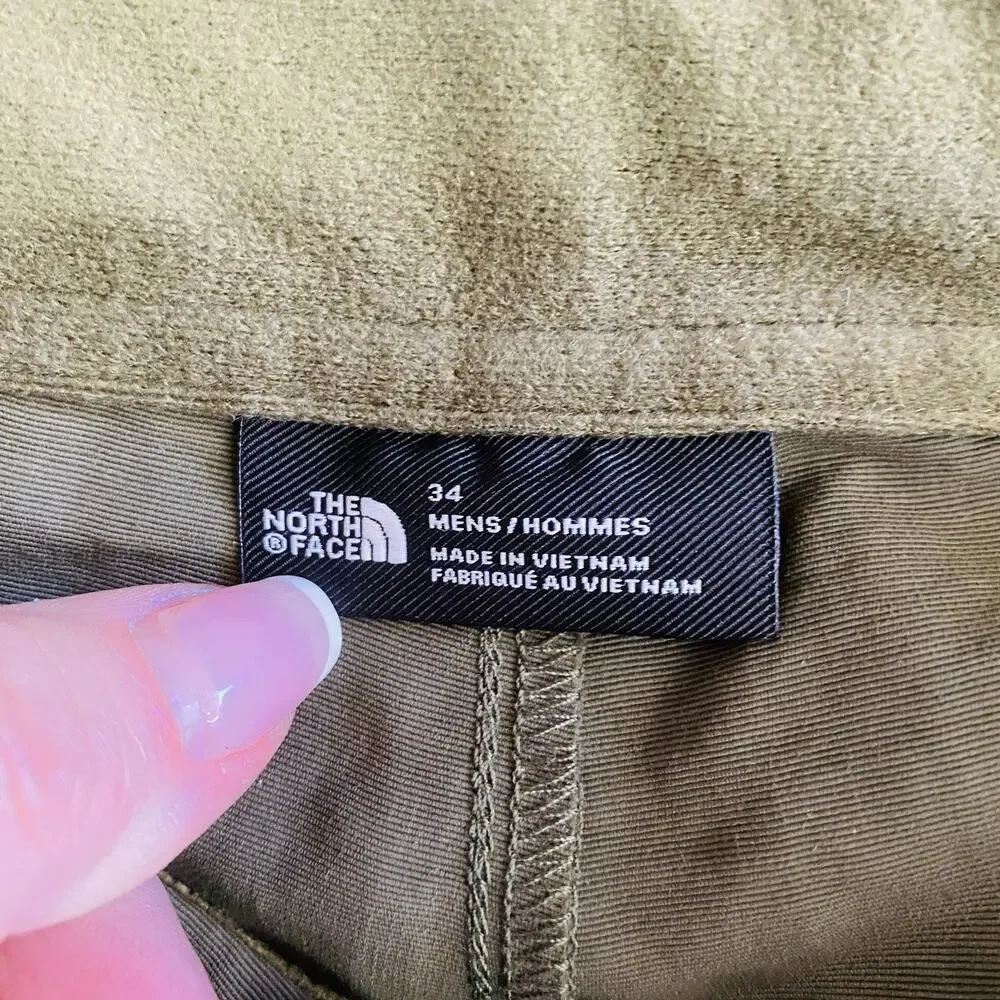 The North Face Shorts Men's Size 34 Paramount Trail Dark Olive Green belted
